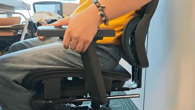 ?2026十大最值得买的人体工学椅清单CQ9电子版入口人体工学椅怎么选不踩雷(图15) ?2026十大最值得买的人体工学椅清单CQ9电子版入口人体工学椅怎么选不踩雷(图15)