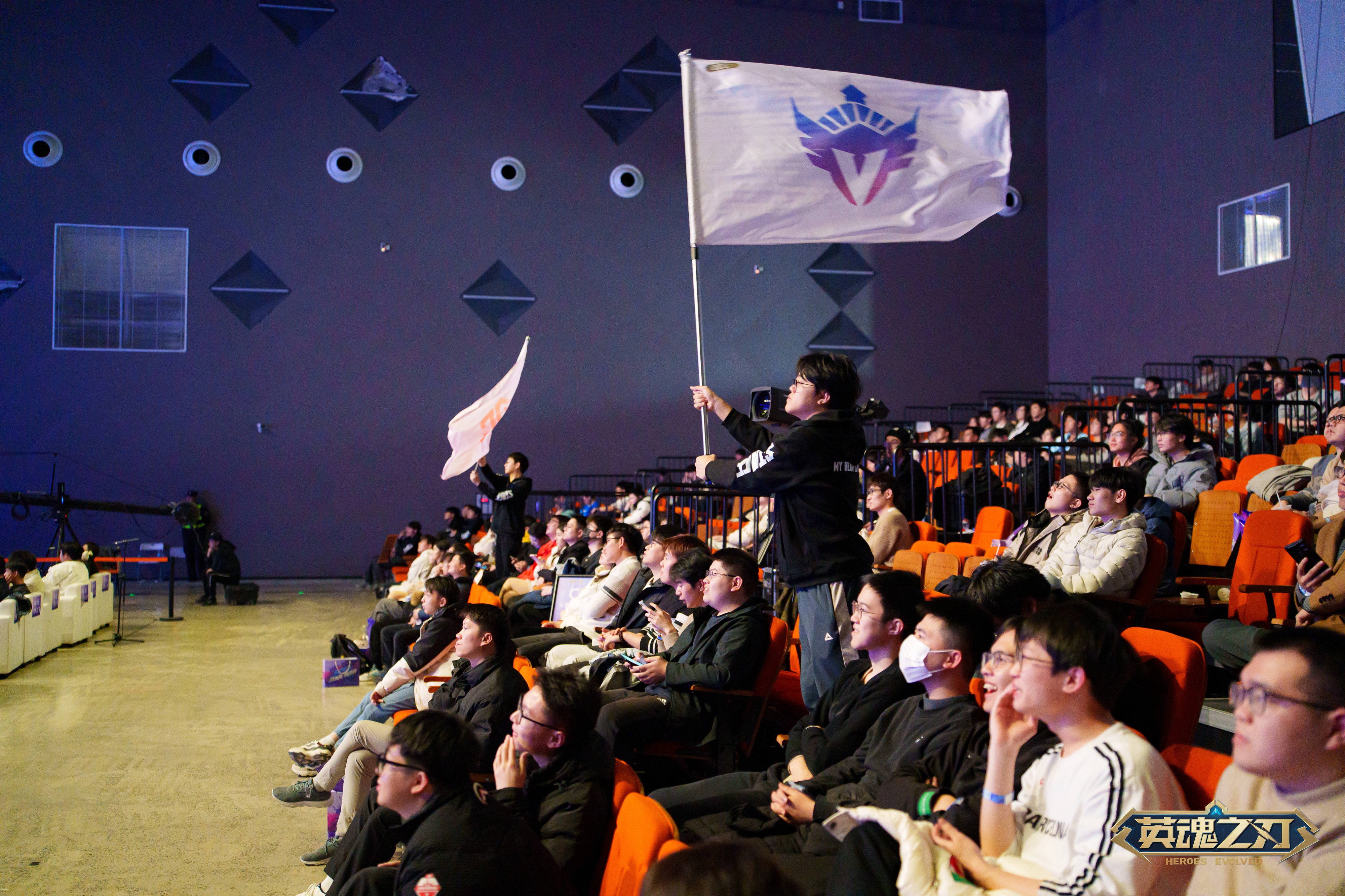 败者组生死战来袭苏州馆直播间双狂欢CQ9电子游戏英魂之刃冬季赛线下赛(图6)